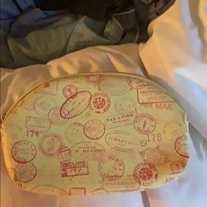 A Ipsy bag